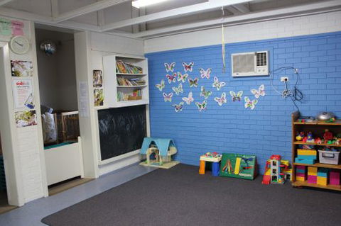 New School Of Arts Neighbourhood House Inc. Neighbourhood Centre, Childcare & OOSH Services - Brisbane Child Care 3